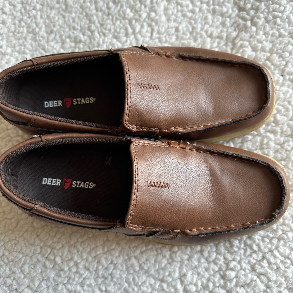 Deer Stags Boy’s Tan Slip-On Loafers 5M